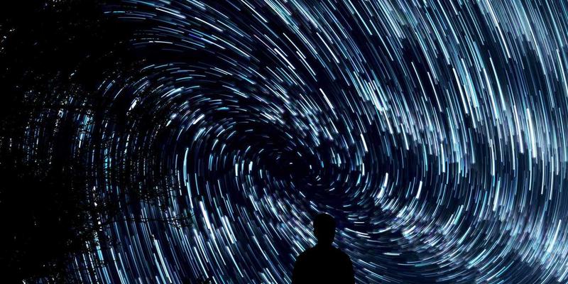 数字设计赋能品牌策划：AR互动包装如何通过开箱体验重塑营销策划与用户忠诚